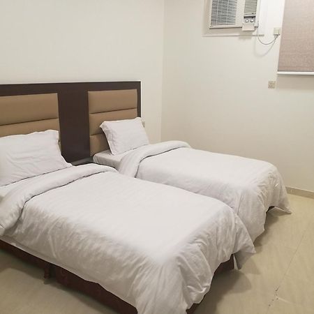 Waqet Alfakhama Furnished Apartments Табук Стая снимка
